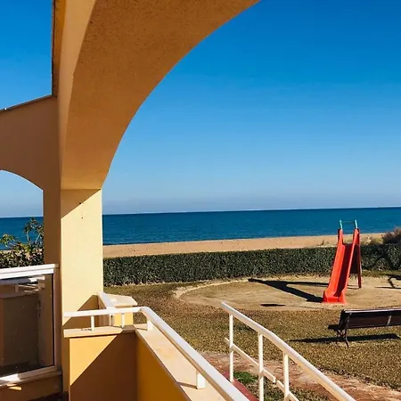 Denia. Bajo En Primera Linea