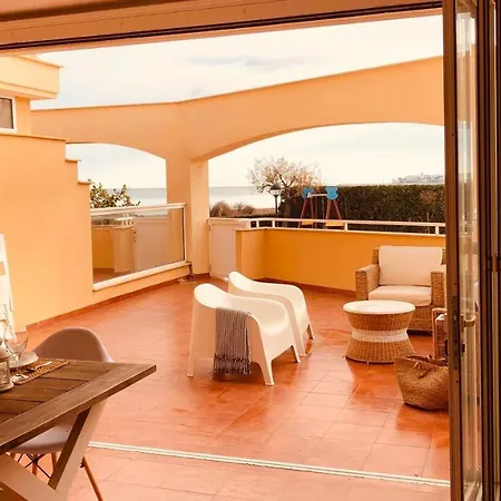 Apartment Denia. Bajo En Primera Linea *